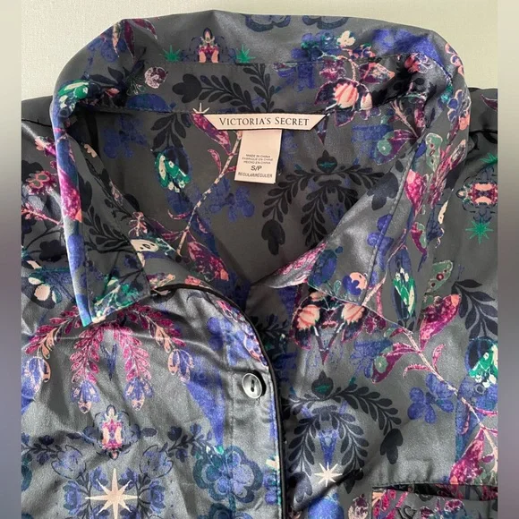 Satin Silky Black Floral Pajama Set by Victoria’s Secret Size Small NWOT - Picture 5 of 9